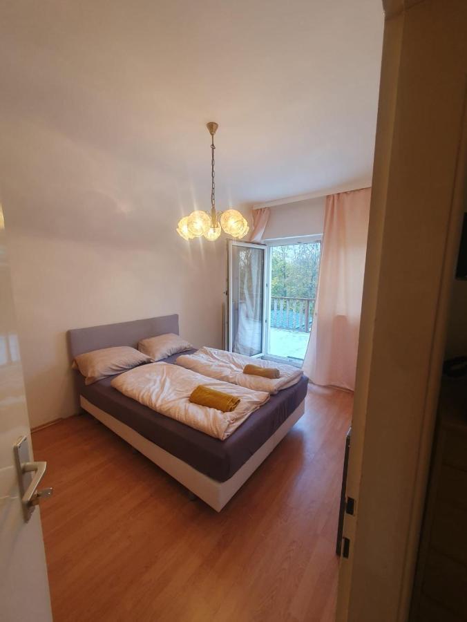 Casa de hóspedes Breathtaking Shared Near Danube River /w Garden And Parking Viena