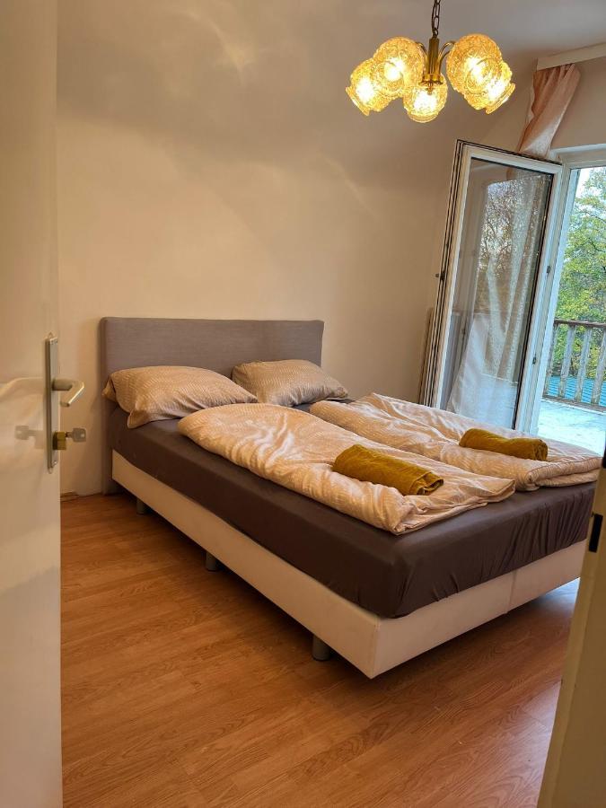 Casa de hóspedes Breathtaking Shared Near Danube River /w Garden And Parking *