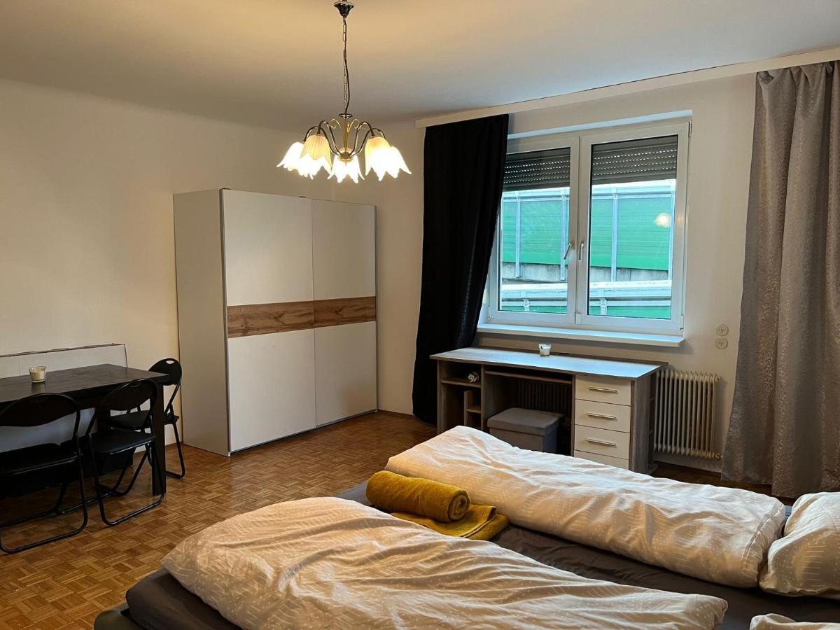 Casa de hóspedes Breathtaking Shared Near Danube River /w Garden And Parking Viena