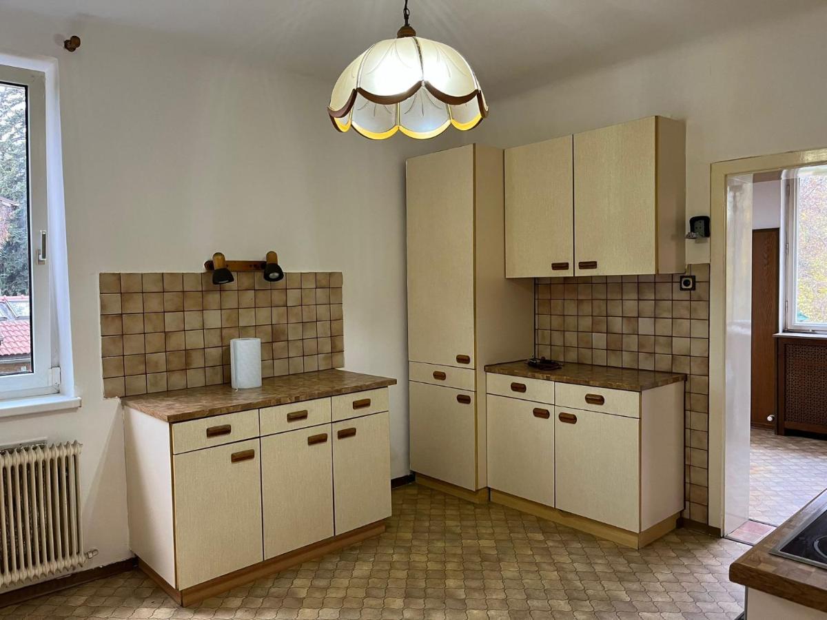 Gasthof Breathtaking Shared Near Danube River /w Garden And Parking Wien